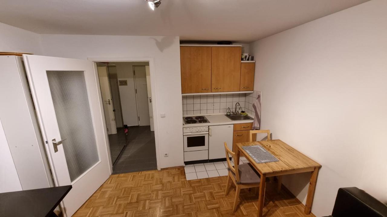 Schwabing Studio With Garden Views Munich Extérieur photo